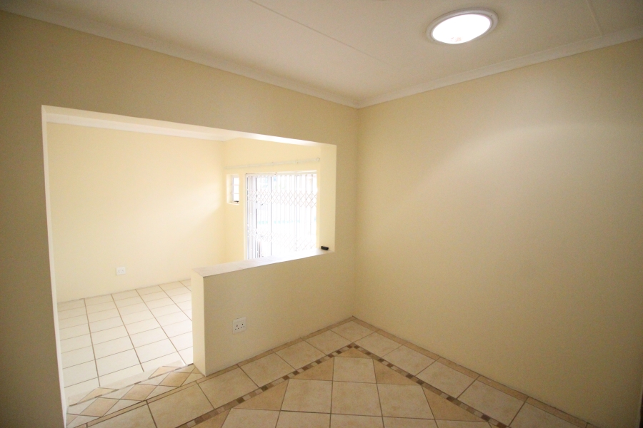 To Let 3 Bedroom Property for Rent in Kidds Beach Eastern Cape